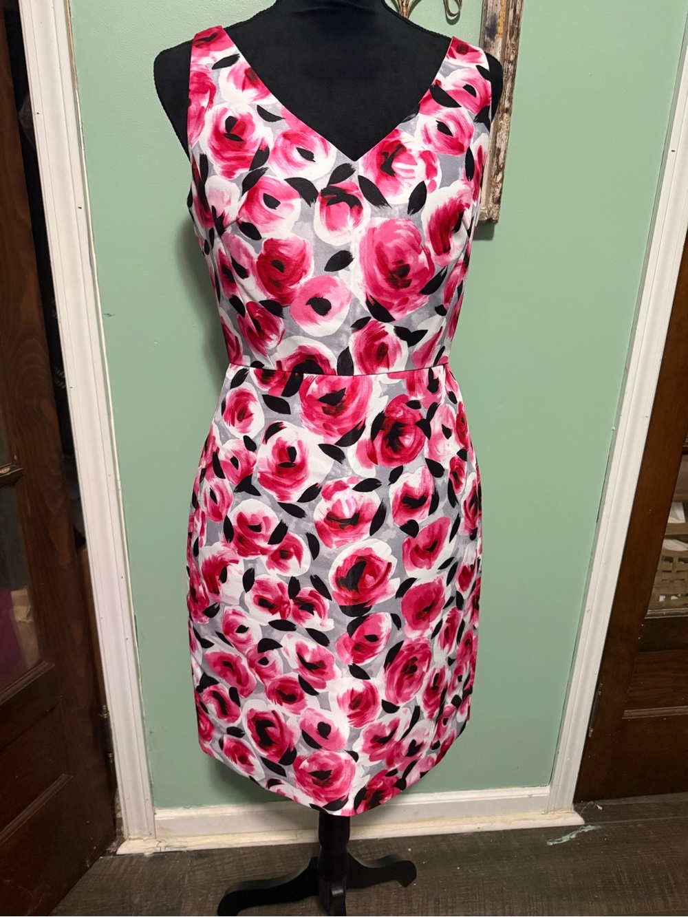 Kate spade rosebud floral sheath dress sz 6 LNC